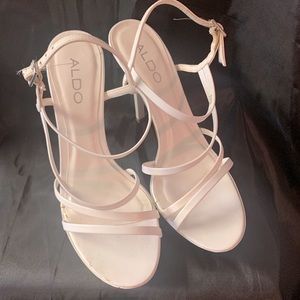 Aldo White strappy heel sandals Size 7
